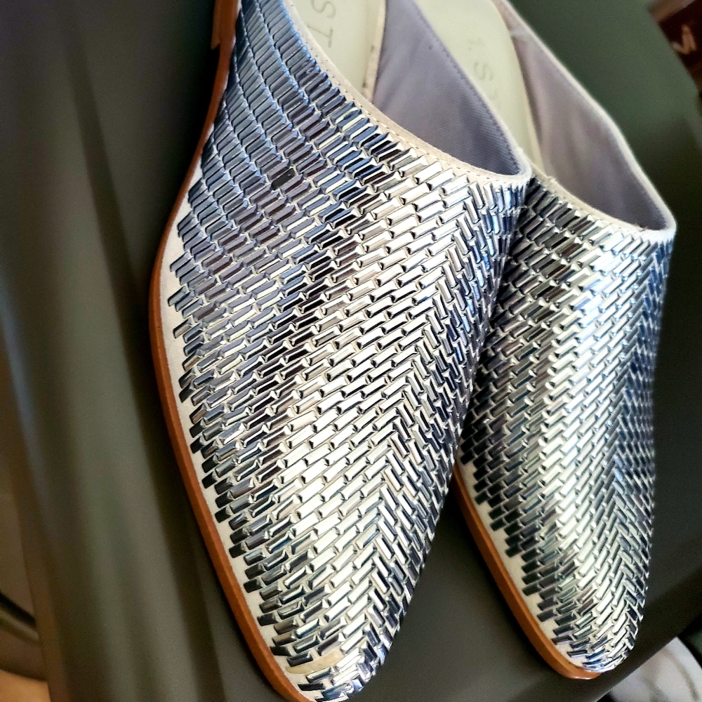 1.State 6.5 Silver Studded Slides Slip On Shoes